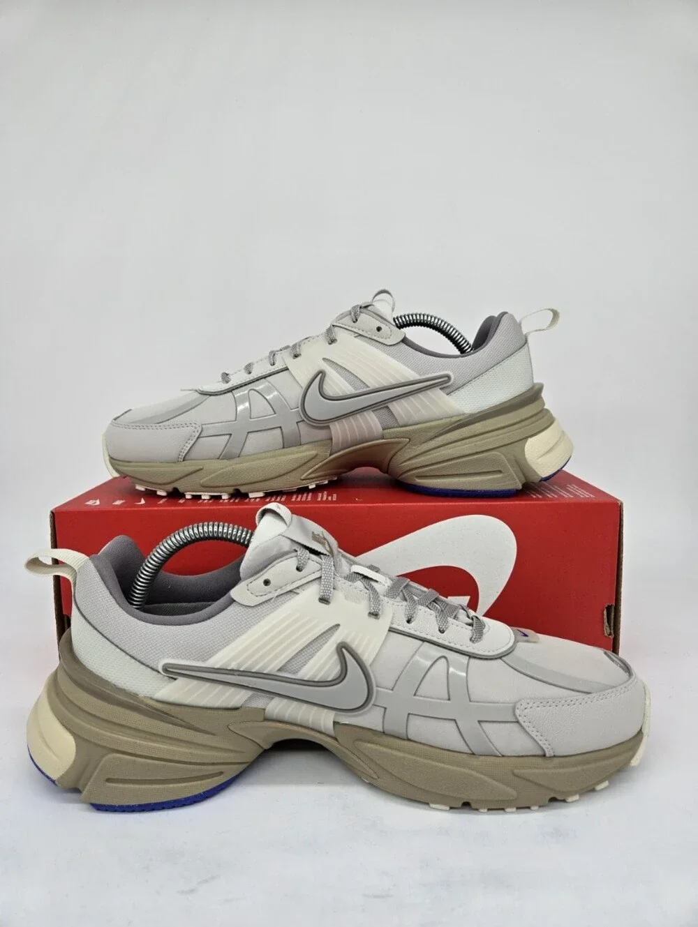 Nike V2K Run GORE-TEX Women's Waterproof Shoes Size 10
